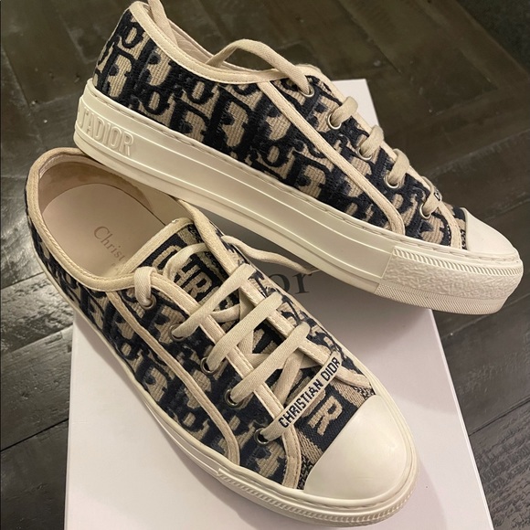 DIOR WALK'N SNEAKER - Picture 2 of 11